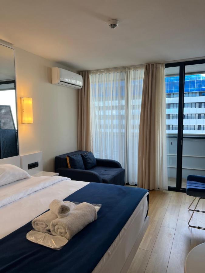 Orbi City Aparthotel Black Sea View Batumi Bagian luar foto