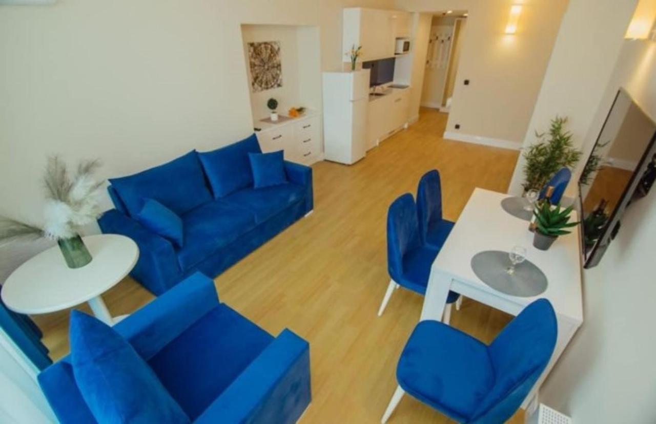 Orbi City Aparthotel Black Sea View Batumi Bagian luar foto