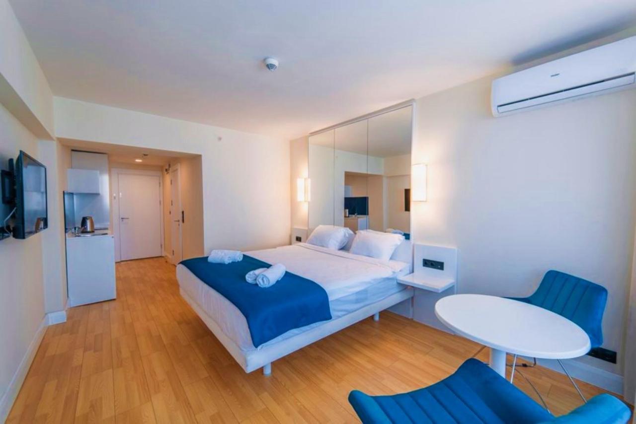 Orbi City Aparthotel Black Sea View Batumi Bagian luar foto